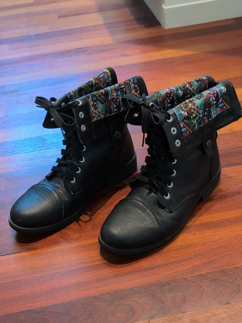 Marvel Black Boots with Multicolor Comic-Print Lining
